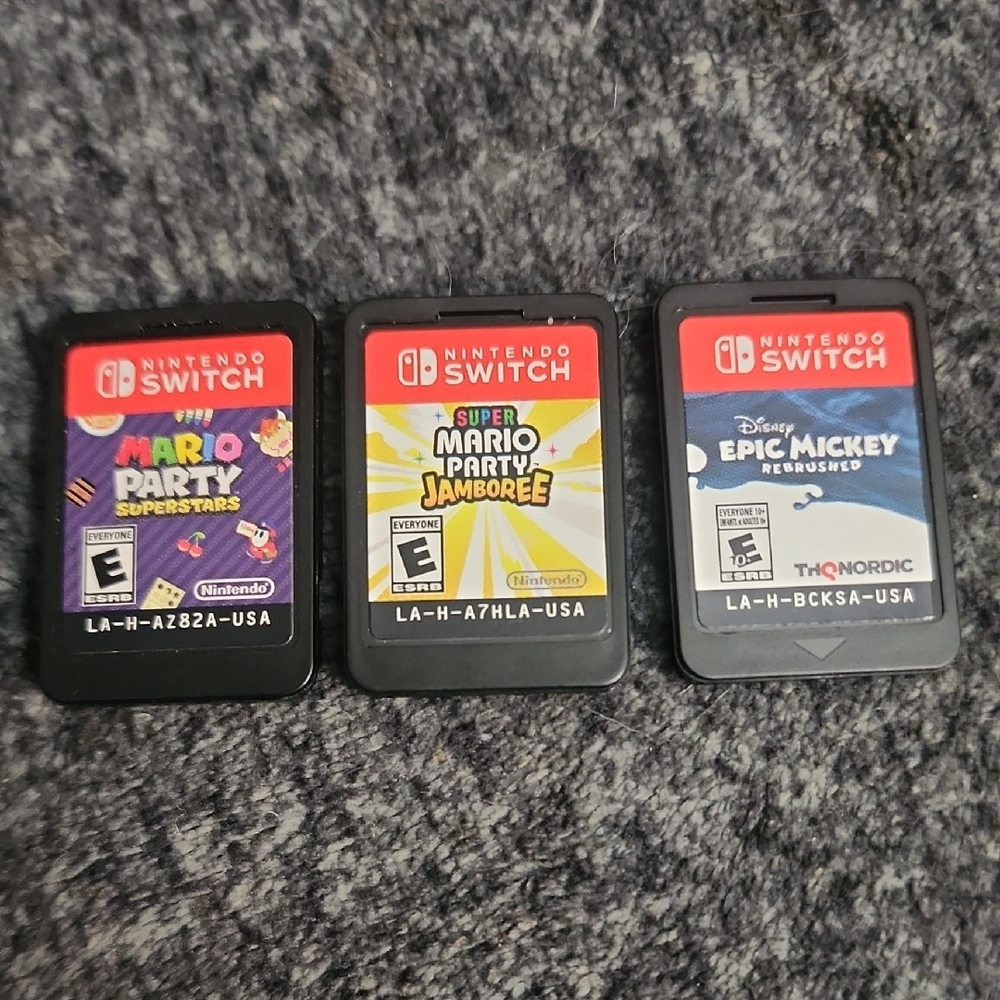 Nintendo Switch Game Cartridge Trio - Black and Multicolor